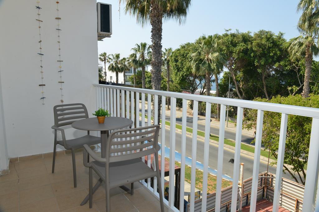 Poseidono'S Apartment Paphos 外观 照片